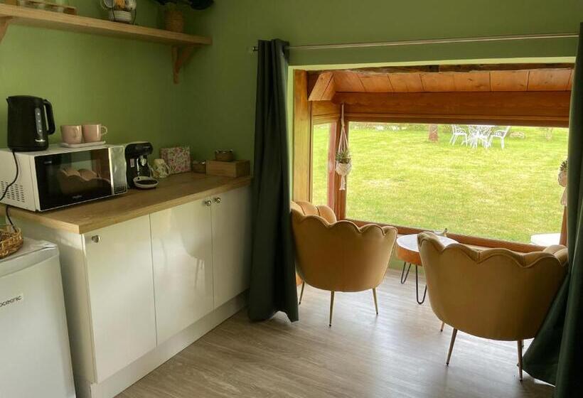 Номер Стандарт Вид на Сад, Aux Murmures De La Nature B&b