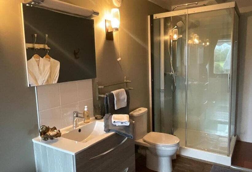 חדר סופריור, Ker Ar Men