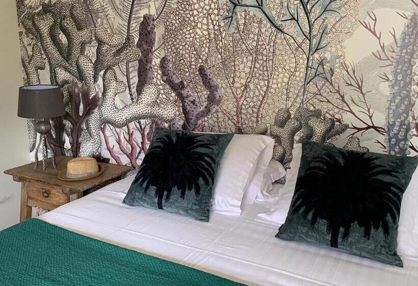 סוויטה דלוקס, Ker Ar Men