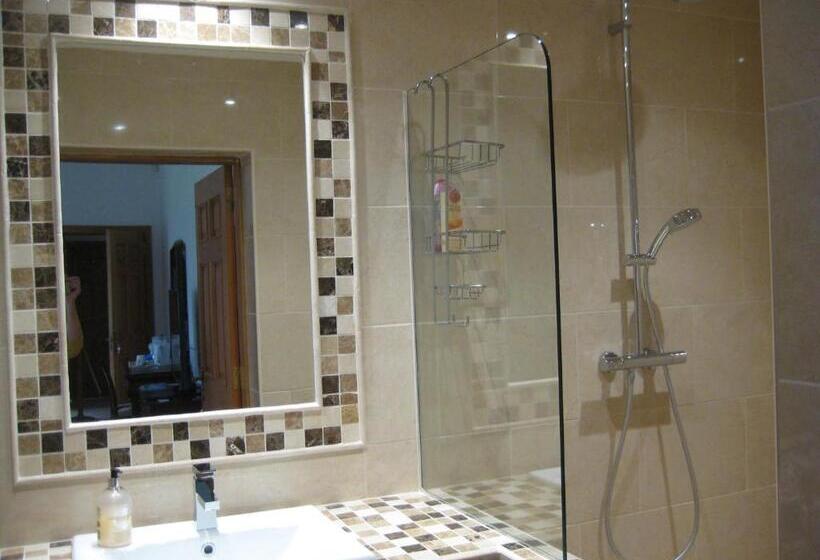 Семейный Номер, Drumspittal House B&b