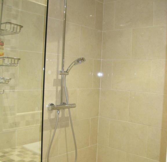 Семейный Номер, Drumspittal House B&b