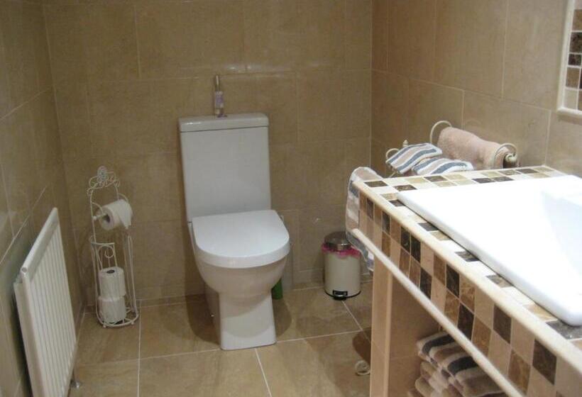 Семейный Номер, Drumspittal House B&b