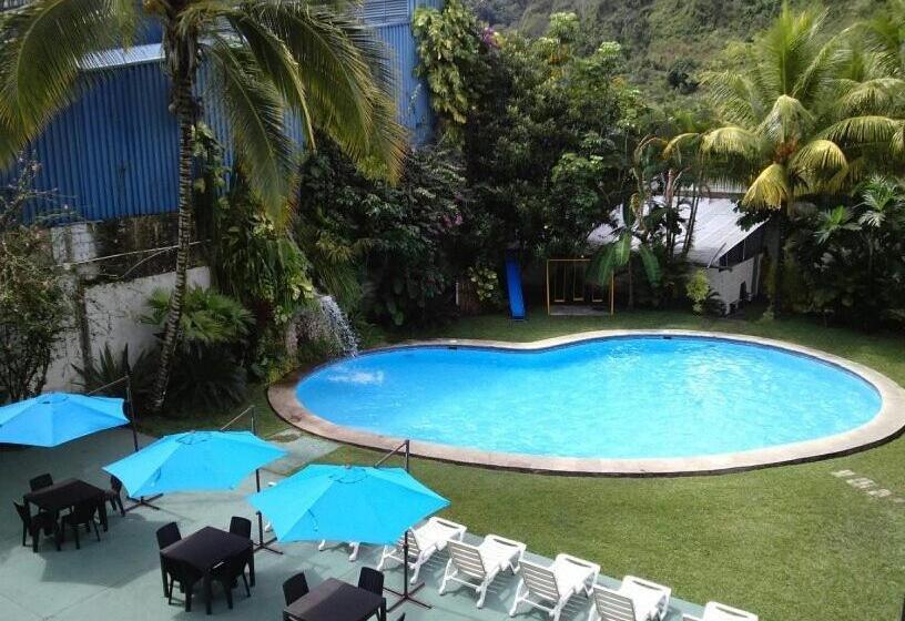 اتاق استاندارد, Chanchamayo Inn