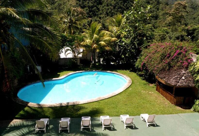 اتاق استاندارد, Chanchamayo Inn