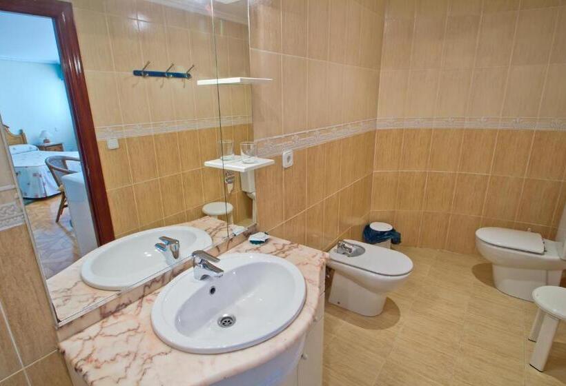 家庭套房, Hospedaje Roiz