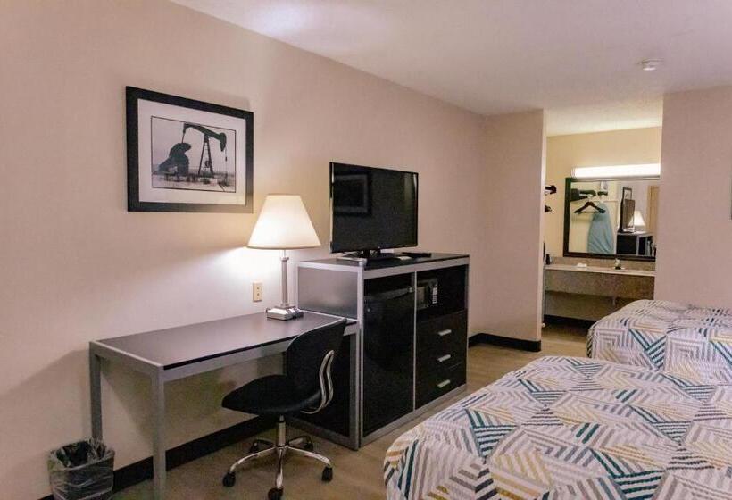 חדר סטנדרט לארבעה, Motel 6 Nacogdoches, Tx