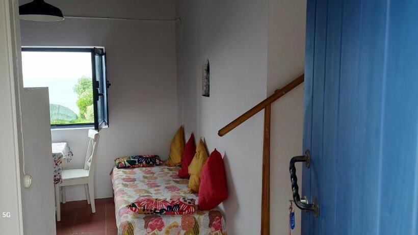 إستوديو قياسى مطلّ علي الحديقة, Herdade Amália Rodrigues