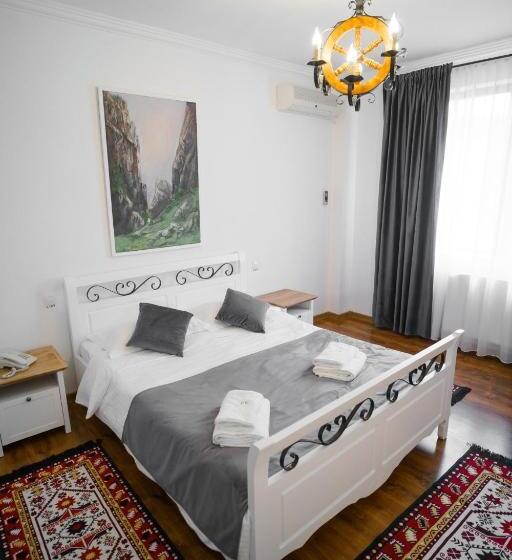 标准间, Pensiunea Koronka