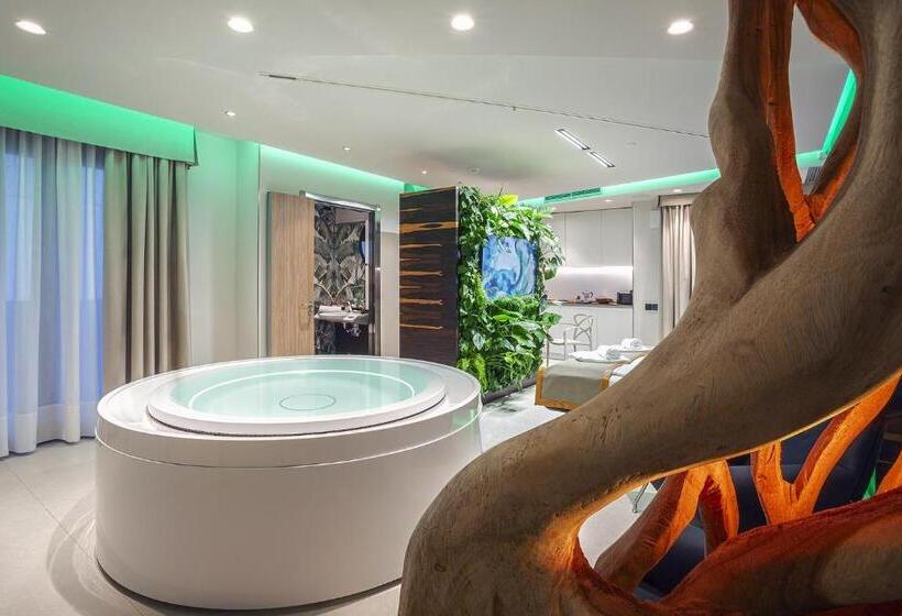 带大床的套房, Costa Rica Bibione Spa