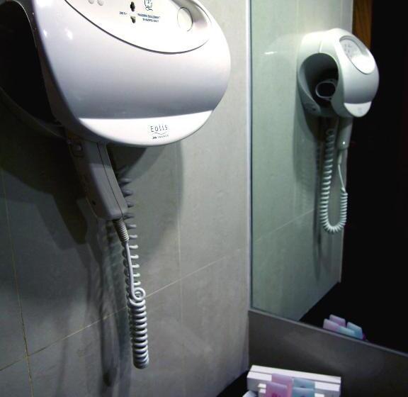 اتاق پرمیوم, Royal