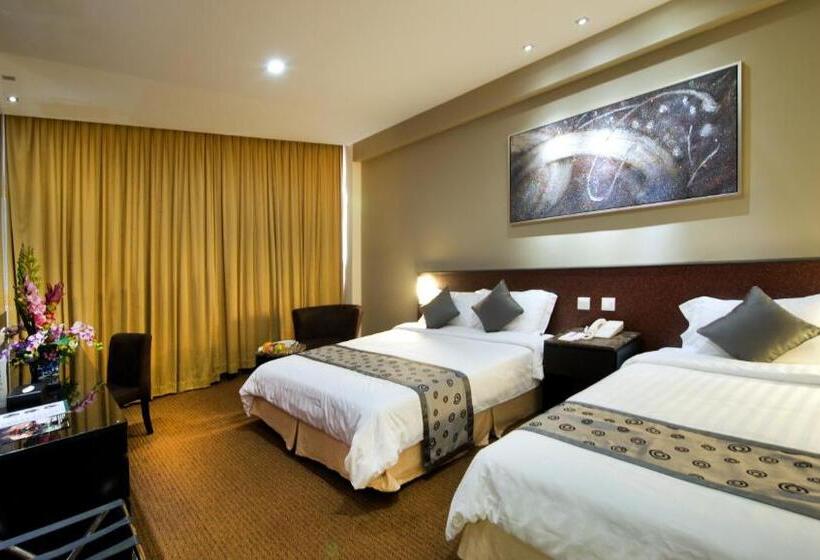 اتاق خانوادگی, Royal