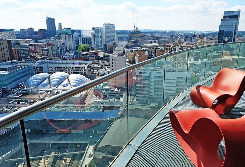 Апартаменты Пентхаус 2 Спальни, Staying Cool At  Rotunda