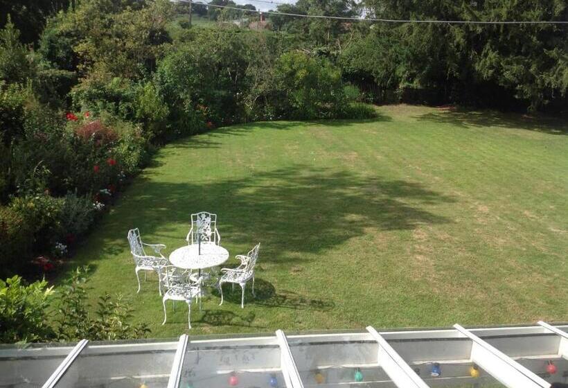 豪华房间, Baron S Grange