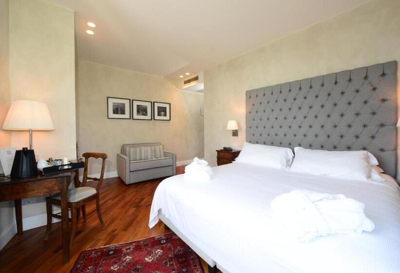 스탠다드 트리플 룸, Albergo Ristorante Il Verbano