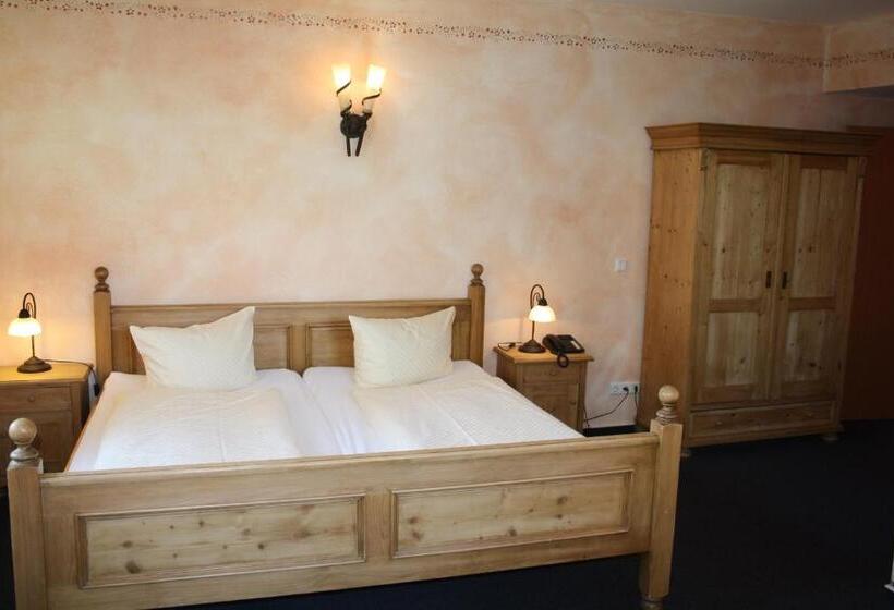 Номер Superior, Zum Ritter Nidderau