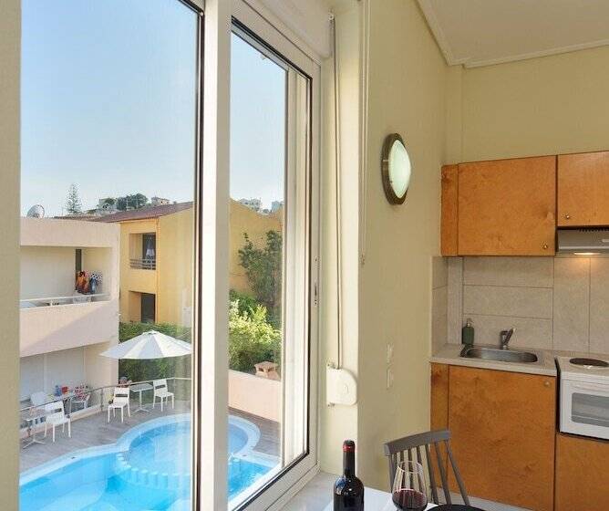 إستوديو قياسى, Elma's Dream Apartments & Villas