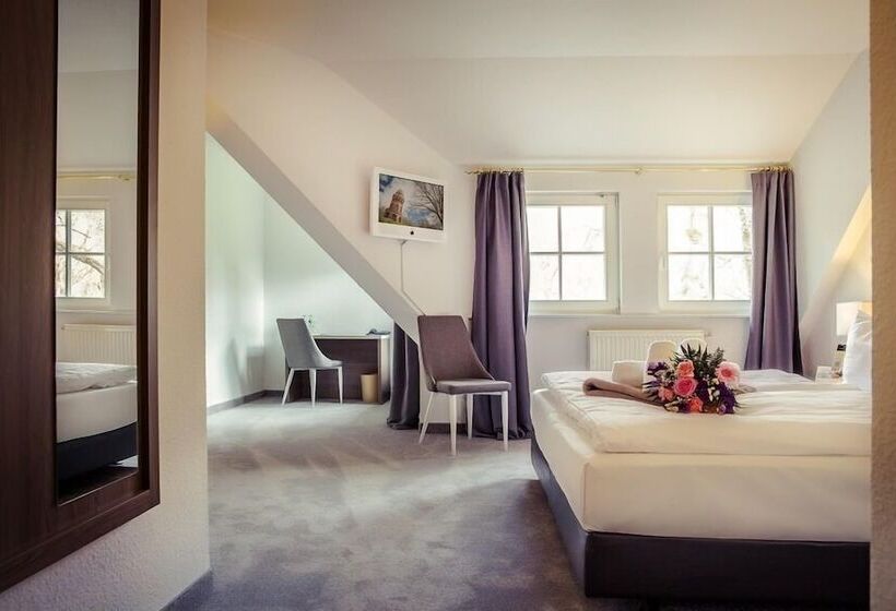 스탠다드 룸, Am Rugard