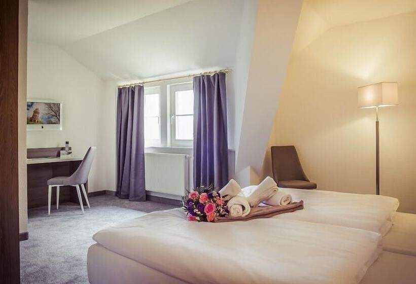 스탠다드 룸, Am Rugard