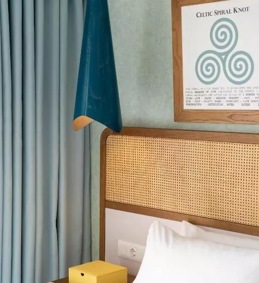 デラックスルーム, Zoe Hotel, Trypiti Beach Resort & Hive Water Park
