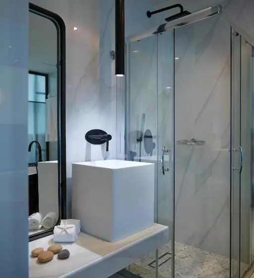 デラックストリプルルーム, Zoe Hotel, Trypiti Beach Resort & Hive Water Park