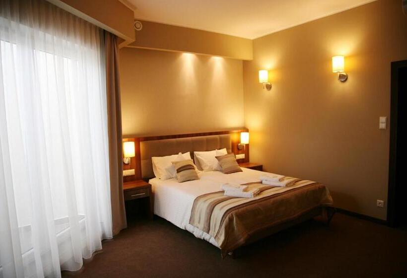 エコノミー４人部屋, Centrum Malbork