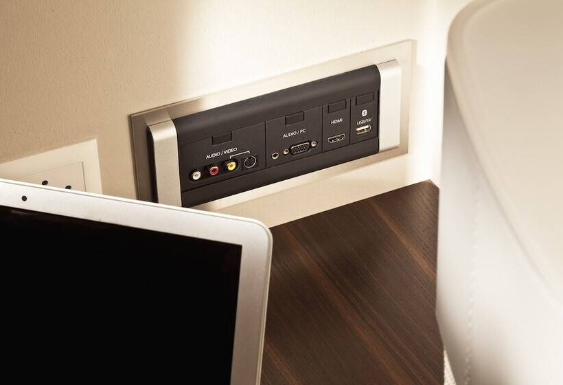 디럭스 룸, D Design