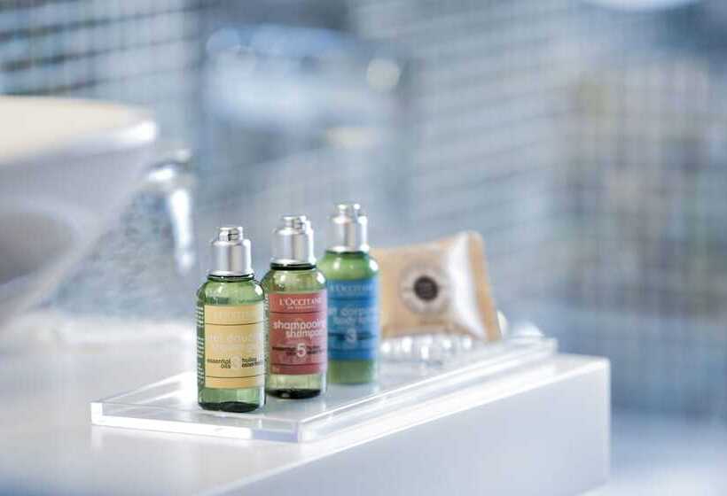 이그제큐티브 룸, D Design