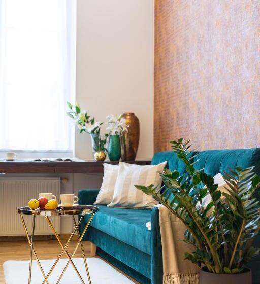 סוויטה, Dikul Market Square Wroclaw