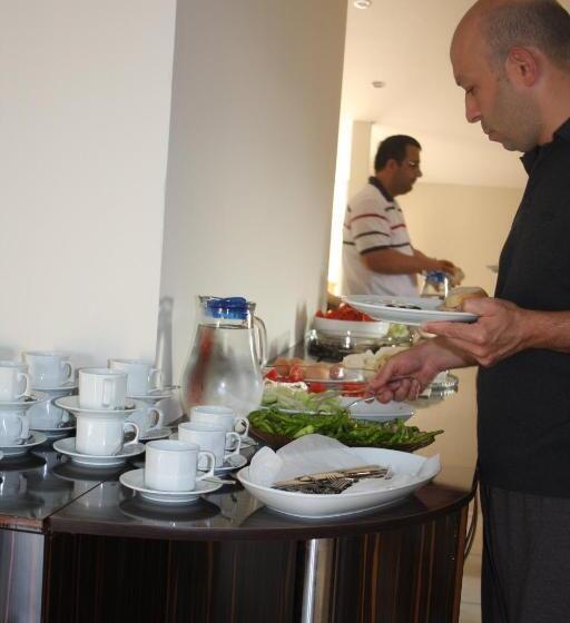 Pokój Standard Jednoosobowy, Ejder