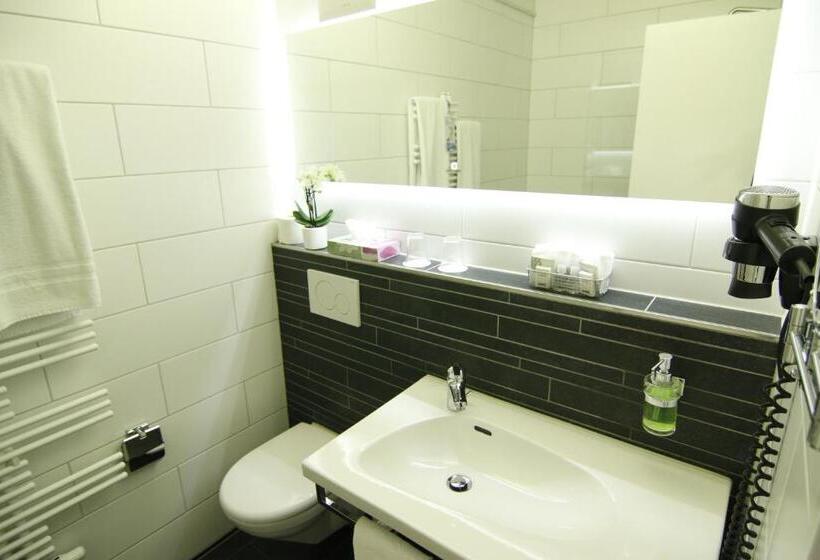 スーペリアールーム, Eremitage