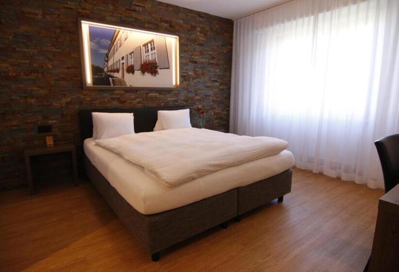 スーペリアールーム, Eremitage