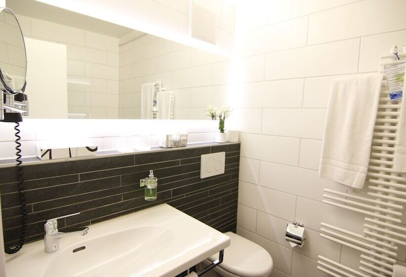 スーペリアールーム, Eremitage