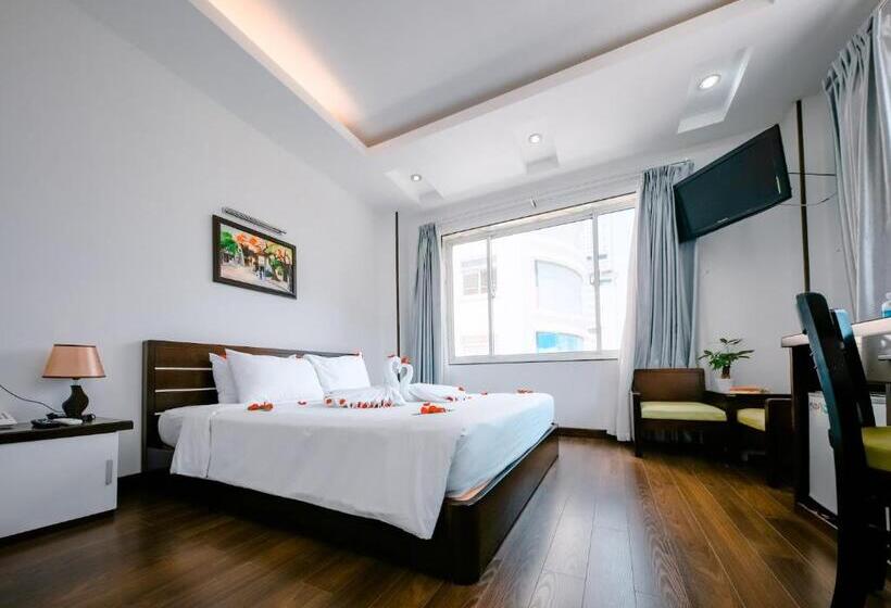 اتاق لوکس با چشمانداز شهر, Happy Light Central Nha Trang