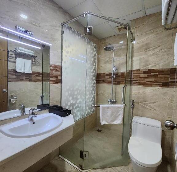 اتاق لوکس خانوادگی, Happy Light Central Nha Trang