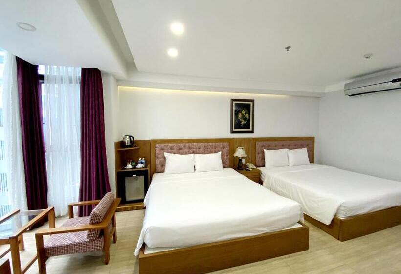 اتاق لوکس خانوادگی, Happy Light Central Nha Trang