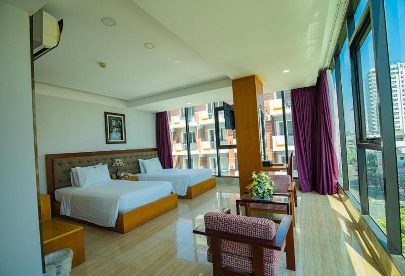 سوئیت اجرایی با چشمانداز دریا, Happy Light Central Nha Trang