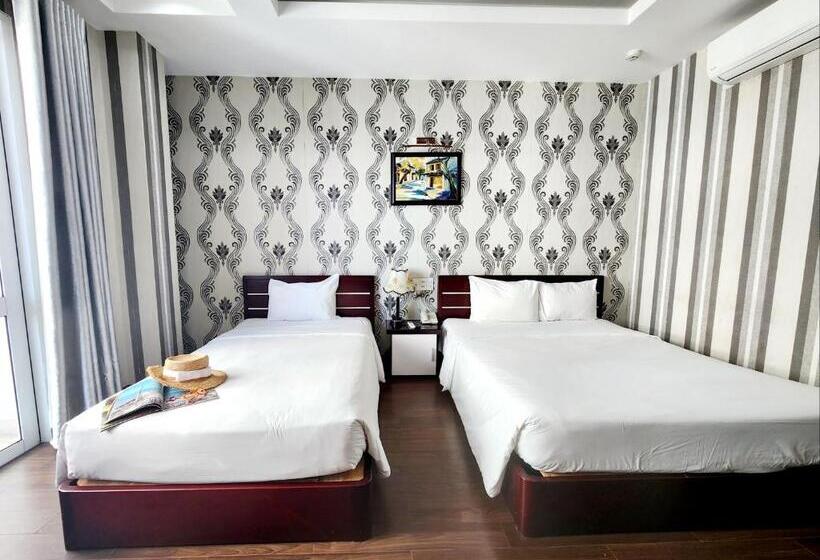 اتاق سوپریور سه تخته, Happy Light Central Nha Trang