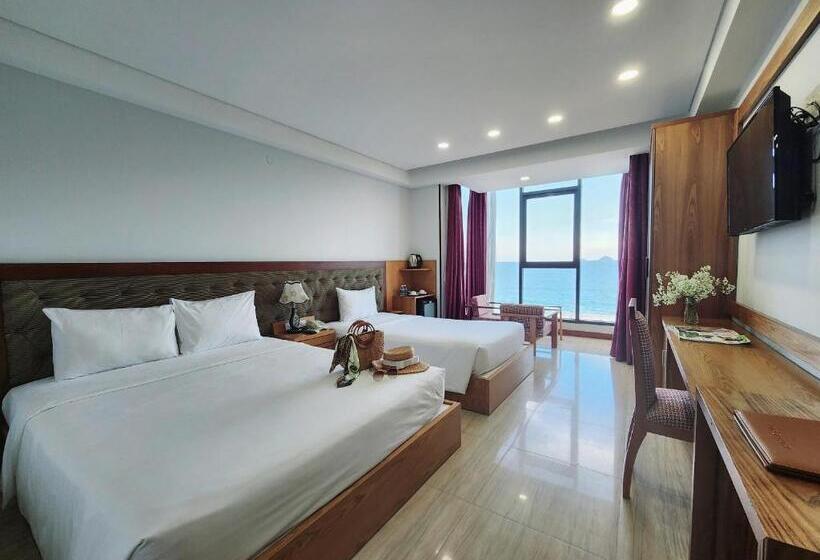 اتاق پرمیوم با چشمانداز دریا, Happy Light Central Nha Trang
