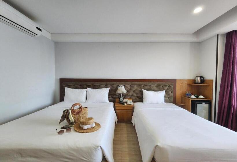 اتاق پرمیوم با چشمانداز دریا, Happy Light Central Nha Trang