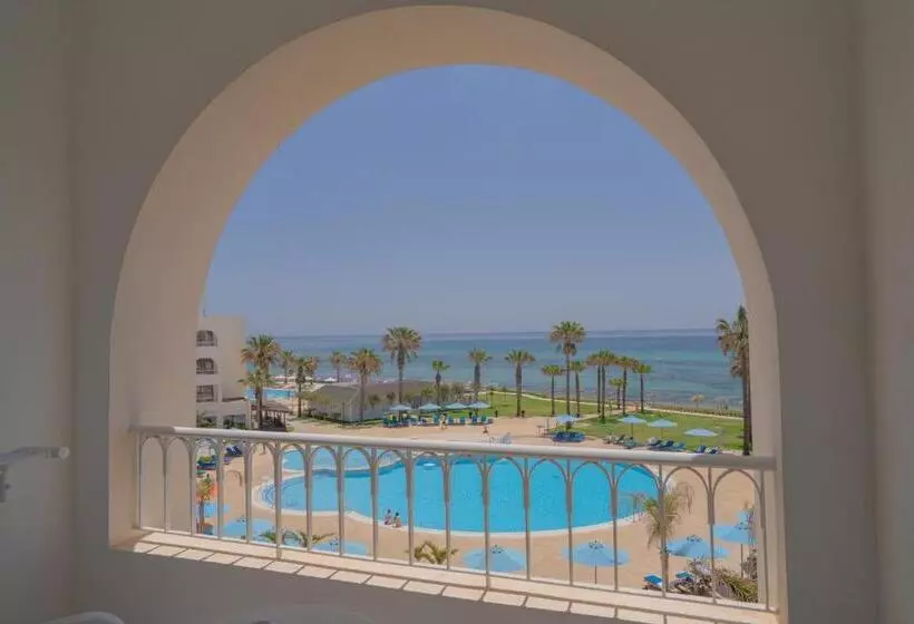 اتاق خانوادگی با چشمانداز دریا, Khayam Garden Beach Resort & Spa