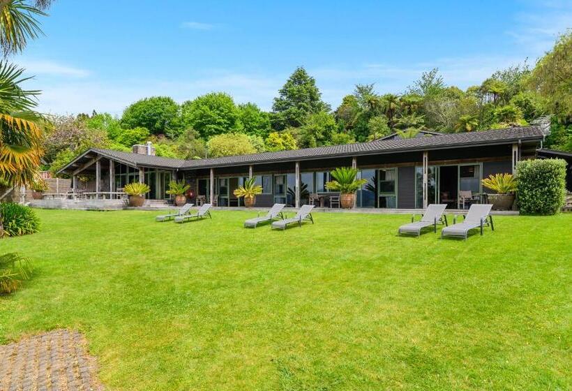 Номер Премиум, Koura Lodge