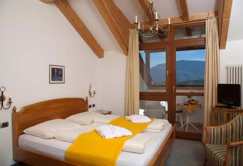 コンフォートルーム, Lambrechtshof