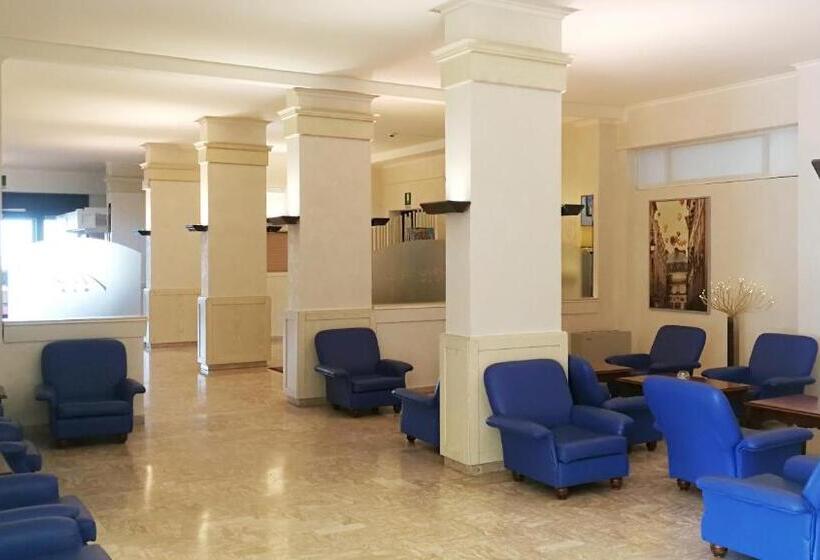 آپارتمان 1 خوابه با چشم‌انداز دریا, Montmartre