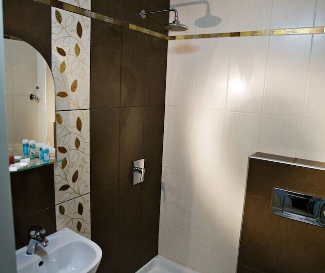 غرفة قياسية, Rg Status