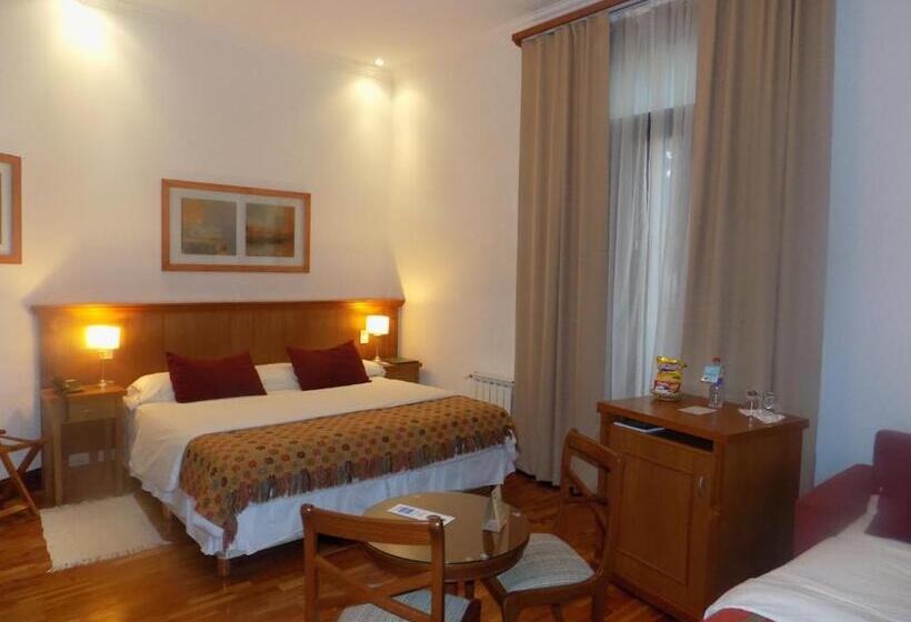 Comfort Driepersoonskamer, Roble Blanco