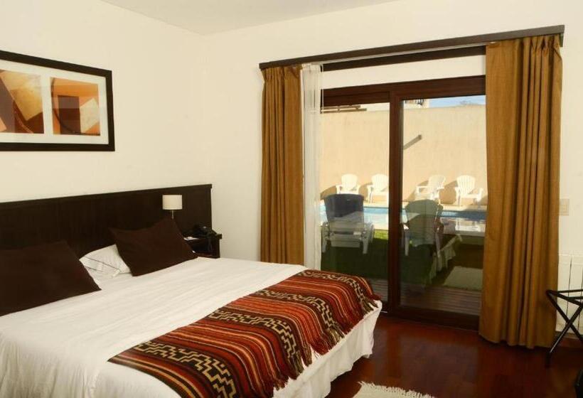 Deluxe Kamer, Roble Blanco