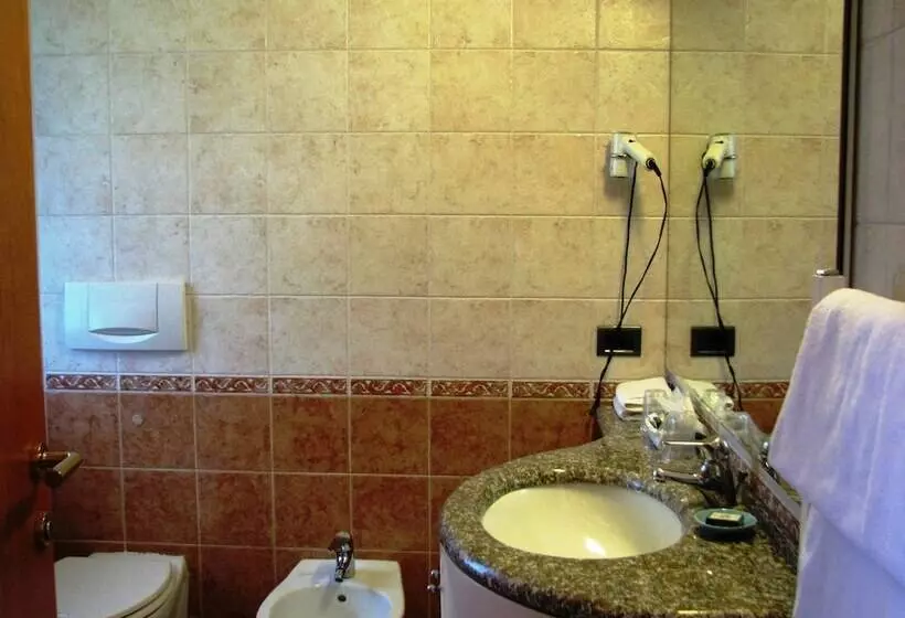 Camera Standard Vista Lago, Royal