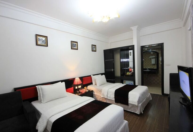 اتاق لوکس با چشم‌انداز, Hanoi Crystal