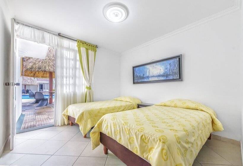 스탠다드 트리플 룸, Santa Barbara