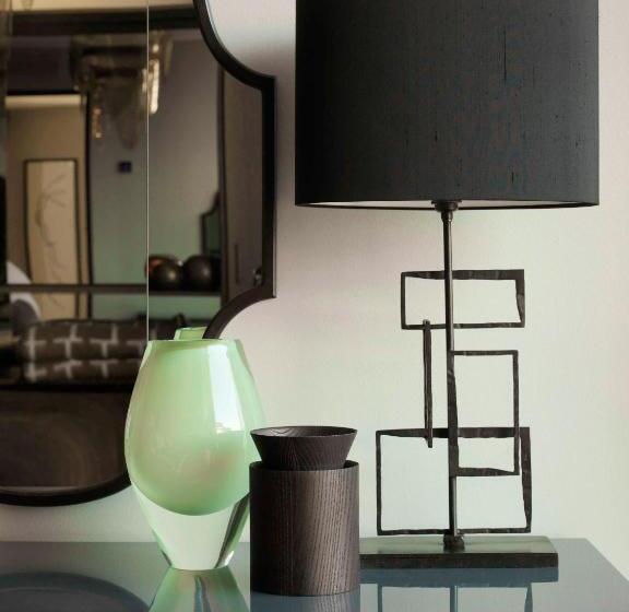 سوییت جونیور, The Thief